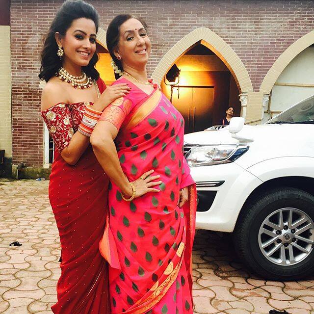 'ये है मोहब्बते' मालिकेतील अभिनेत्री शगुनवरही 'काला चश्मा'चा फिव्हर चढला आहे.