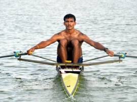 Dattu Bhokanal Finishes 3rd In Heat 1 Of Mens Single Sculls Qualifies For Quarter Finals नाशिकच्या रोईंगपटूची उपांत्यपूर्व फेरीत धडक