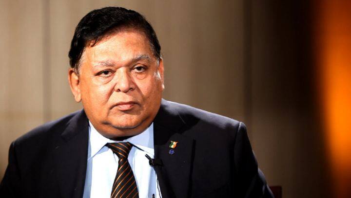 सेंसेक्सने खासगी क्षेत्रातील कंपनींच्या 2015-16मधील सर्वाधिक वेतन घेणाऱ्या L&T च्या ए.एम.नाईक यांना 66.14 कोटी रुपये मिळाले. यातील 39 कोटी रुपयांचा लाभ त्याना इतर लाभामार्फत मिळाला.