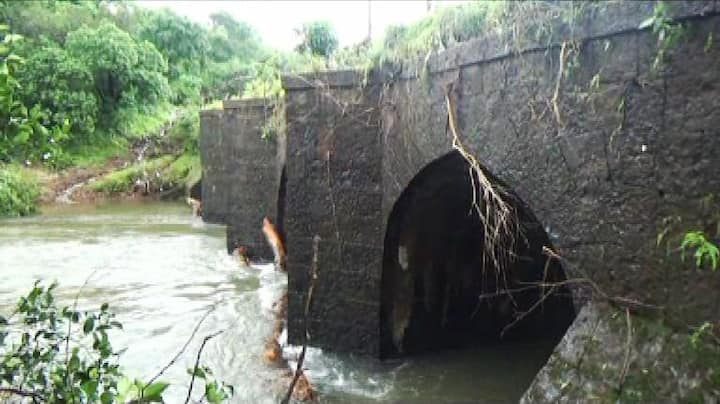 या भागातून प्रवास करणं जिकीरीचं असल्यामुळे शिवाजी महाराजांनी या ठिकाणाची पाहणी करुन तत्कालीन पार्वतीपूर या गावात म्हणजे आताच्या पार या गावाजवळ पूल उभारला. 52 मीटर लांबीचा, 15 मीटर उंचीचा आणि आठ मीटर रुंदीचा हा पूल अवघ्या काही महिन्यांत उभारला गेला.