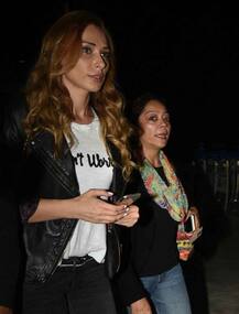 गर्लफ्रेण्ड लुलियासोबत सलमान लेह-लडाखला रवाना 