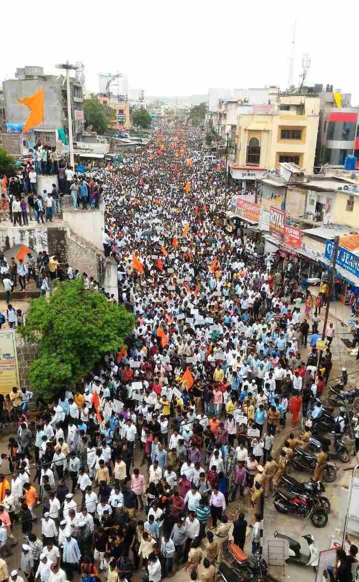 कोपर्डीच्या निषेधार्थ औरंगाबादेत विशाल मोर्चा (सोशल मीडियातील व्हायरल फोटो)