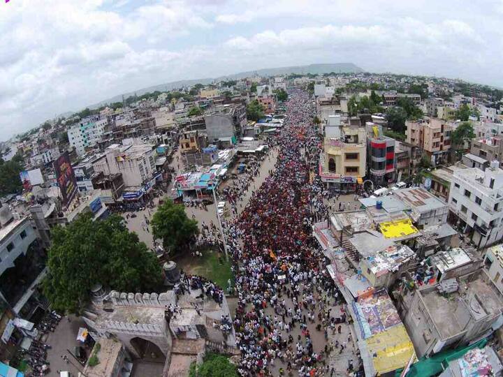 कोपर्डीच्या निषेधार्थ औरंगाबादेत विशाल मोर्चा, लाखोंचा जनसमुदाय (सोशल मीडियातील व्हायरल फोटो)