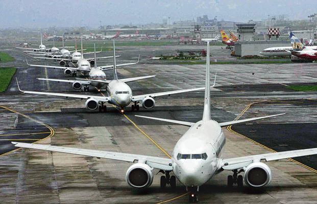 मुंबई विमानतळाकडून सर्वाधिक वर्दळीचा स्वतःचाच विक्रम मोडित