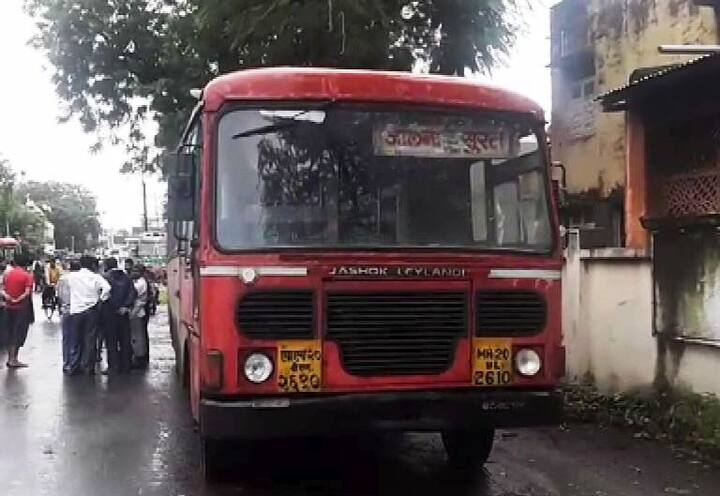 दरम्यान, यानंतर जिल्हाधिकारी आणि पोलिस अधीक्षक घटनास्थळी दाखल झाले आहेत.