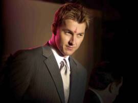 Brett Lee Learned Hindi On The Set Of Tv Show 'भाबीजी'च्या घरी ब्रेट लीचा हिंदी क्लास