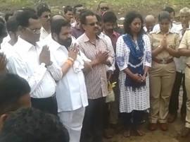 Mahad Bridge Collapsed Casualty महाड पूल दुर्घटना: काळजावर दगड ठेऊन अखेर नातेवाईक परतले