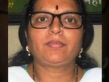 पालिका अभियंत्यांना मारहाण, राष्ट्रवादीच्या नगरसेविकेविरोधात गुन्हा