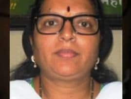 पालिका अभियंत्यांना मारहाण, राष्ट्रवादीच्या नगरसेविकेविरोधात गुन्हा