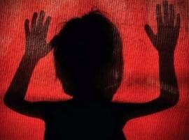 Mumbai Gangrape On 2 5 Year Old Girl 2 Arrested मुंबईत अडीच वर्षाच्या चिमुकलीवर बलात्कार, प्रकृती गंभीर