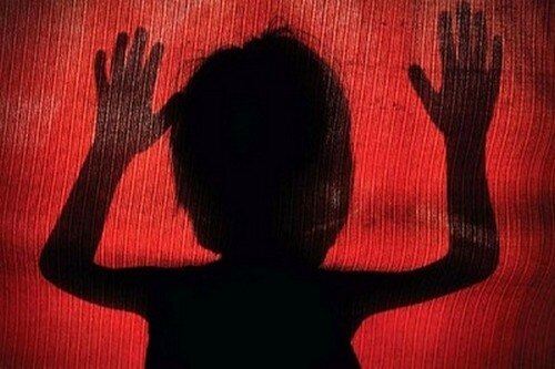 Rape On 4 Year Old Girl In Nashik Latest Updates नाशिकमध्ये आईस्क्रीमचं आमिष दाखवून 4 वर्षीय चिमुकलीवर अत्याचार