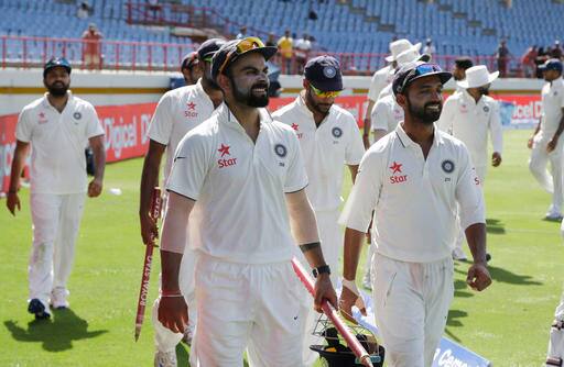 वेस्टइंडिजमध्ये जाऊन एकाच मालिकेत 2 कसोटी जिकंण्याची किमया टीम इंडियानं साधली आहे. याआधी असा विक्रम भारतीय संघाला करता आला नव्हता.