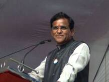 राहुल आणि सोनिया गांधींना राजकारणातलं काय कळतं, दानवेंचं टिकास्त्र