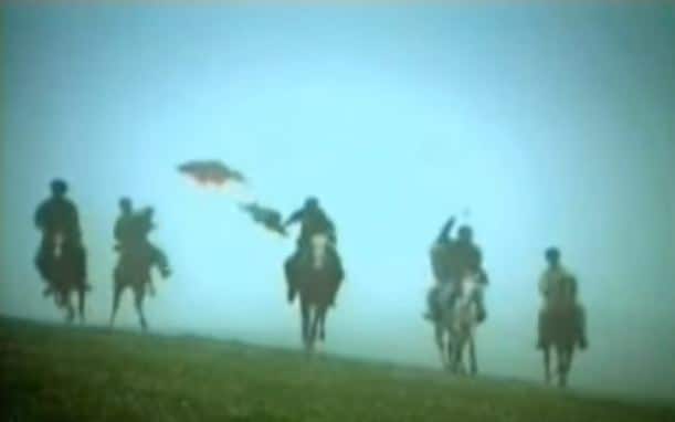 वंदे मातरम! (सर्व फोटो सौजन्यः यू ट्यूब)