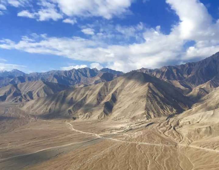लडाखचा हा फोटो कबीर खाननं शेअर केला आहे. 