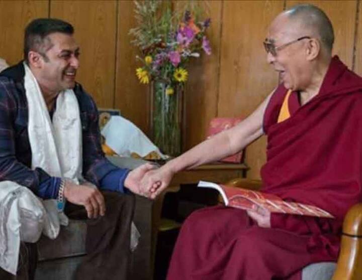 मात्र याबाबत अजून कसलीही अधिकृत माहिती समोर आलेली नाही. त्यामुळे सलमानच्या या लूकबद्दल चाहत्यांना जोरदार उत्सुकता लागली आहे.