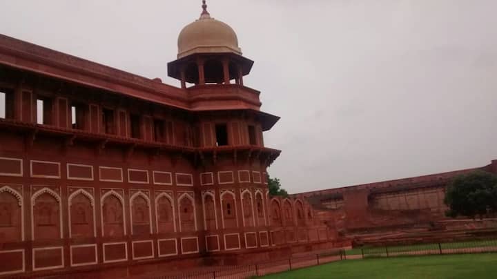 आग्य्राचा किल्ला (फोटो सौजन्य: प्रशांत कदम)