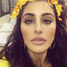 अभिनेत्री नर्गिस फाक्रीला तब्बल 6 लाखांना गंडा 