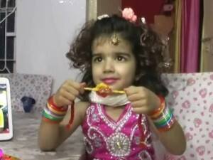 अलाहबादमध्ये जन्मलेली चार वर्षीय वृंदा आपल्या आई-वडिलांसोबत कुवैतला गेली होती. मात्र, वृंदा आणि तिची आई या दोघी मायदेशी परतल्या. वृंदाच्या मोठ्या भाऊ यशला शाळेतून सुट्टी न मिळाल्याने तिच्या भावासोबत वडिलांना कुवैतमध्येच राहावं लागलं.