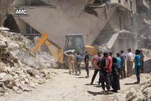 या चिमुकल्याच्या फोटोनं जगही हळहळलं! 