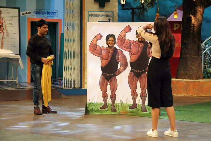  सोनाक्षीचा 'अकिरा' हा चित्रपट 2 ऑक्टोंबर रोजी सर्वत्र प्रदर्शित होत आहे.