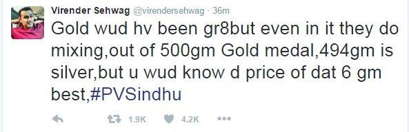 आपल्या हटके अंदाजात सेहवागनं पीव्ही सिंधूचं अभिनंदन केलं.