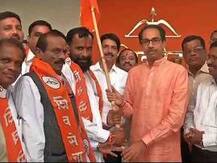 निलेश राणेंच्या मारहाणीनंतर संदीप सावंतांचा शिवसेनेत प्रवेश