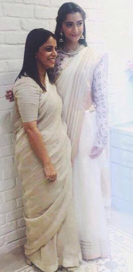 सोनम कपूरचा खास लूक