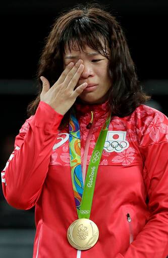 रिओ ऑलिम्पिकमध्ये कावाईचा आनंद व्यक्त करण्याचा हा अंदाज सध्या सोशल मीडियावरही खूच चर्चिला जात आहे. 