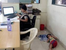 A Mother In Pune Swati Chitalkars Facebook Post Goes Viral लेकरु नाही, माझं हृदयच जमिनीवर, पुण्याच्या आईची हतबलता