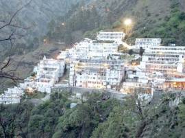 वैष्णोदेवी यात्रा थांबवली, दरड कोसळल्यामुळे दुर्घटना, जवानाचा मृत्यू