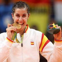 ऑलिम्पिक सुवर्णपदक विजेती मरिनचे सॉलिड फोटो...  