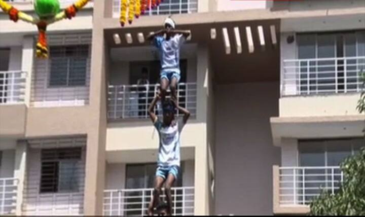 जे पथक याठिकाणी 9 थर लावेल त्यांना मनसेकडून 11 लाखांचं बक्षीस ठेवण्यात आलं होतं. 