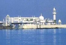 हाजीअली दर्ग्यातील महिलांचा प्रवेश लांबणीवर