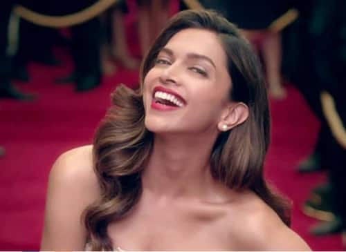 बॉलिवूड ते हॉलिवूडपर्यंत आपल्या अभिनयाचा ठसा उमटवणारी अभिनेत्री दीपिका पादूकोणने बंगळुरुच्या माऊंट कारमेल कॉलेजमध्ये प्रवेश घेतला. मात्र मॉडलिंगची तयारी करत असल्यामुळे शिक्षण सोडावं लागलं. त्यानंतर दीपिकाने शॉर्ट टर्म कोर्ससाठी प्रवेश घेतला, मात्र वेळेअभावी हा कोर्सही अपूर्ण राहिला.