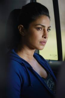 प्रियंकाचा रोमँटिक अंदाज, 'क्वांटिको 2'चा टीझर रिलीज