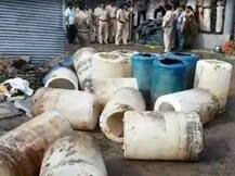 सोलापुरात हातभट्टीवर छापा, 315 बॅरल, 6250 लिटर दारु जप्त