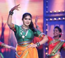 आर्चीचा 'दुर्गावतार'