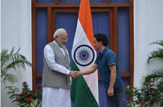 नेमबाज जितू राय आणि पंतप्रधान मोदी