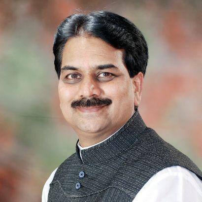 माजी मंत्री हर्षवर्धन पाटलांवर गुन्हा दाखल करा, कोर्टाचे आदेश