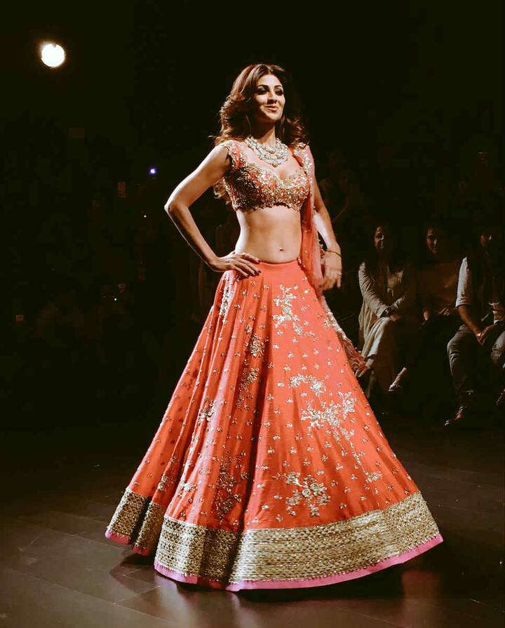 शिल्पा शेट्टीचा रॅम्पवॉक 