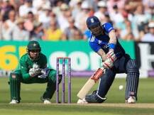 वनडेत इंग्लंडचा धावांचा विश्वविक्रम, पाकविरुद्ध 444 धावा!