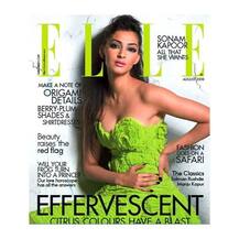 अभिनेत्री सोनम कपूरचं ELLE साठी हिरवंगार फोटोशूट! 