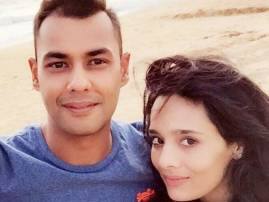 सोशल मीडियावर बिन्नीची खिल्ली, पत्नी मयंतीचा संताप Mayanti Langer Slams Trollers Targetting Husband Stuart Binny सोशल मीडियावर बिन्नीची खिल्ली, पत्नी मयंतीचा संताप