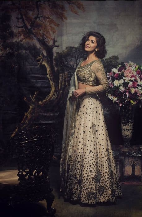 अभिनेत्री निमरत कौरचा हॉट अंदाज