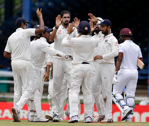 टीम इंडियाचा वेगवान गोलंदाज ईशांत शर्मा 