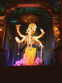 मुंबईच्या राजाच्या पहिलं दर्शन...