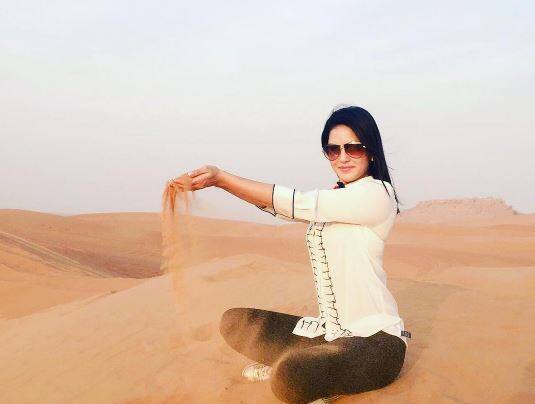 या फॅशन वीकमध्ये 'ब्रिंग ब्यूटी बॅक'चंही समर्थन करणार आहे. तर अॅसिड हल्ल्यातील पीडित रेश्मा बानो कुरेशी तिच्यासाठी रॅम्पवॉक करेल.