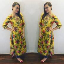 गणेशोत्सवाच्या रंगात सेलिब्रिटी दंग... 