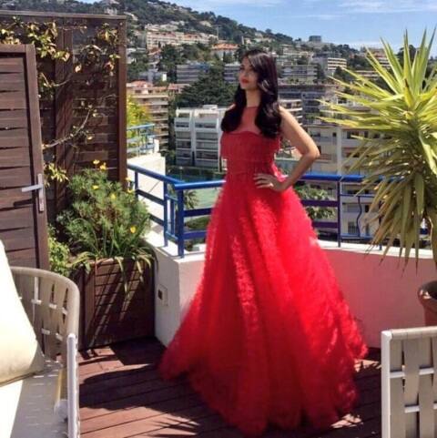 अभिनेत्री ऐश्वर्या